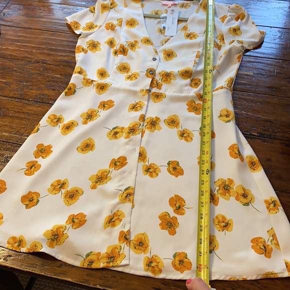 Summer Mini dress - Picture 2 of 5